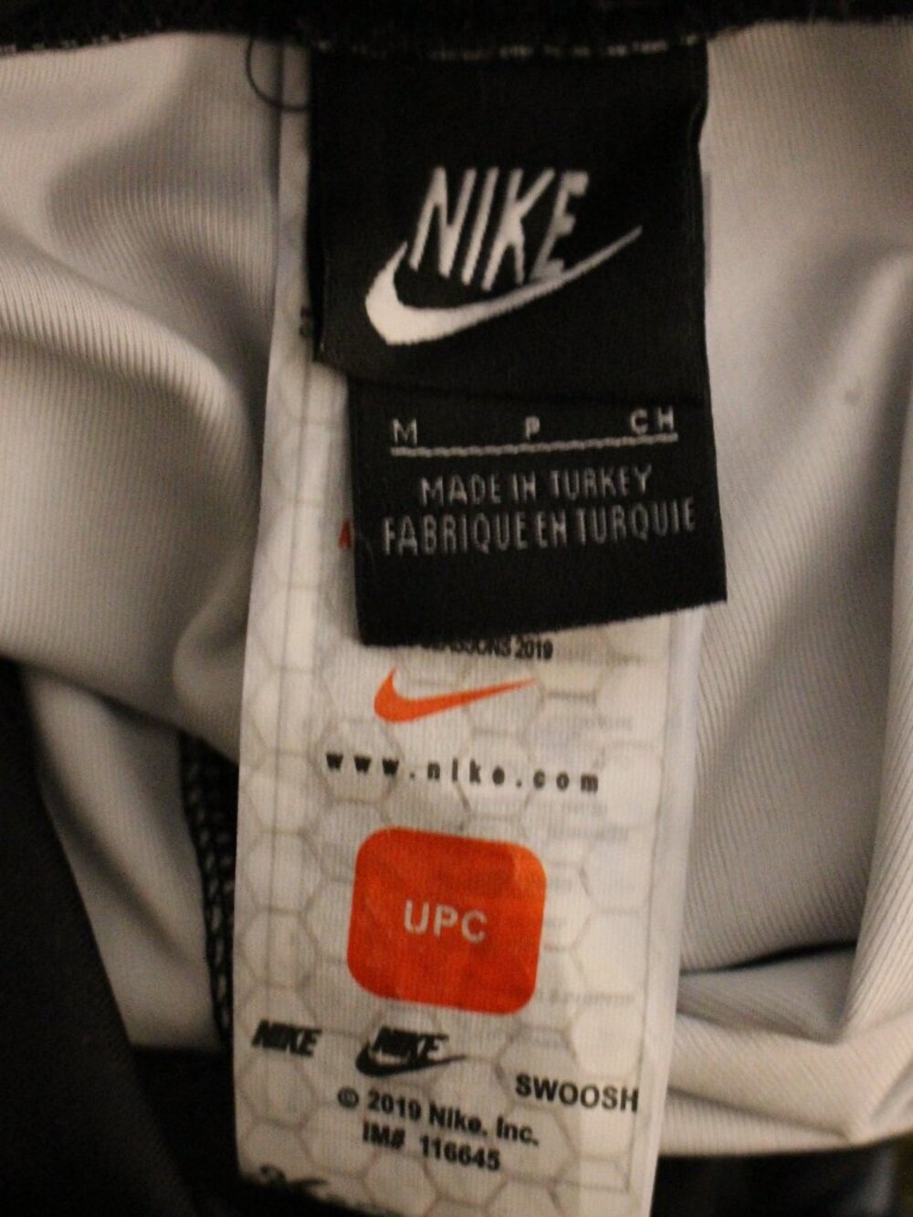 Nike Black & Gray Leggings, Size Medium - Picture 6 of 6